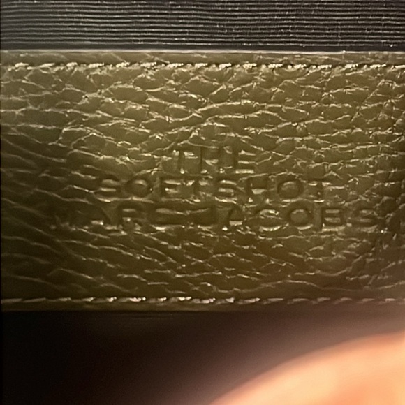 Marc Jacobs NWT Softshot with gold hardware and dusk bag. - Picture 5 of 11